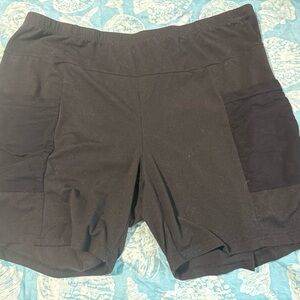 SHEIN Black Relaxed Shorts with pockets-4XL